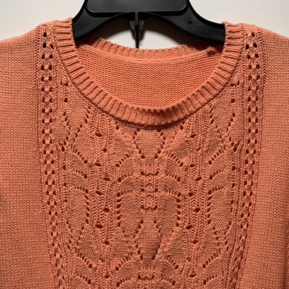 Fashionable crochet sweater dress - Picture 2 of 7